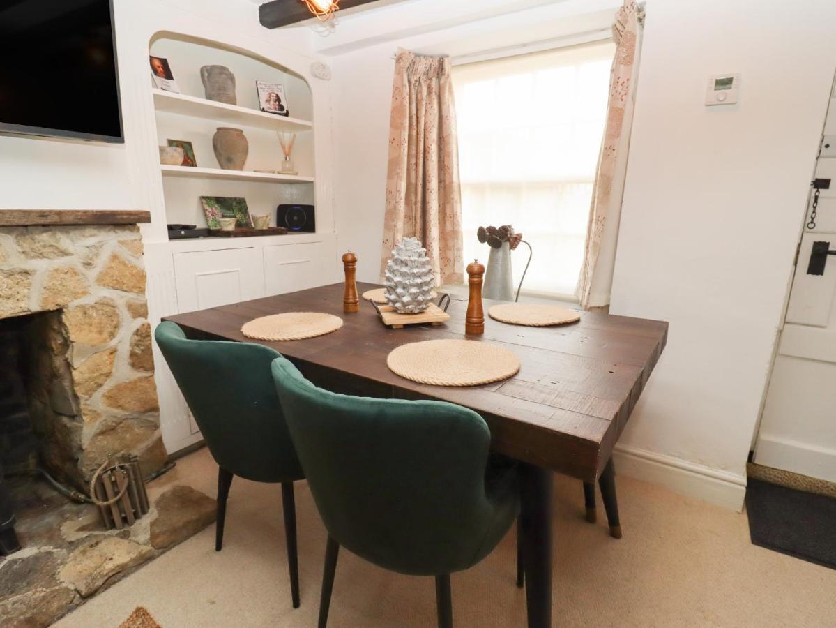 Hobbes Cottage Malmesbury Bagian luar foto